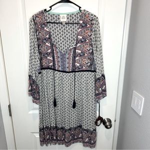 Knox Rose Vanilla Frost Dress size XL